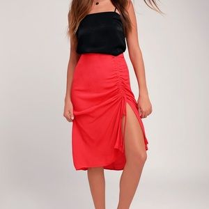 NWT Lulu’s Emory Park Red Ruched Midi Skirt